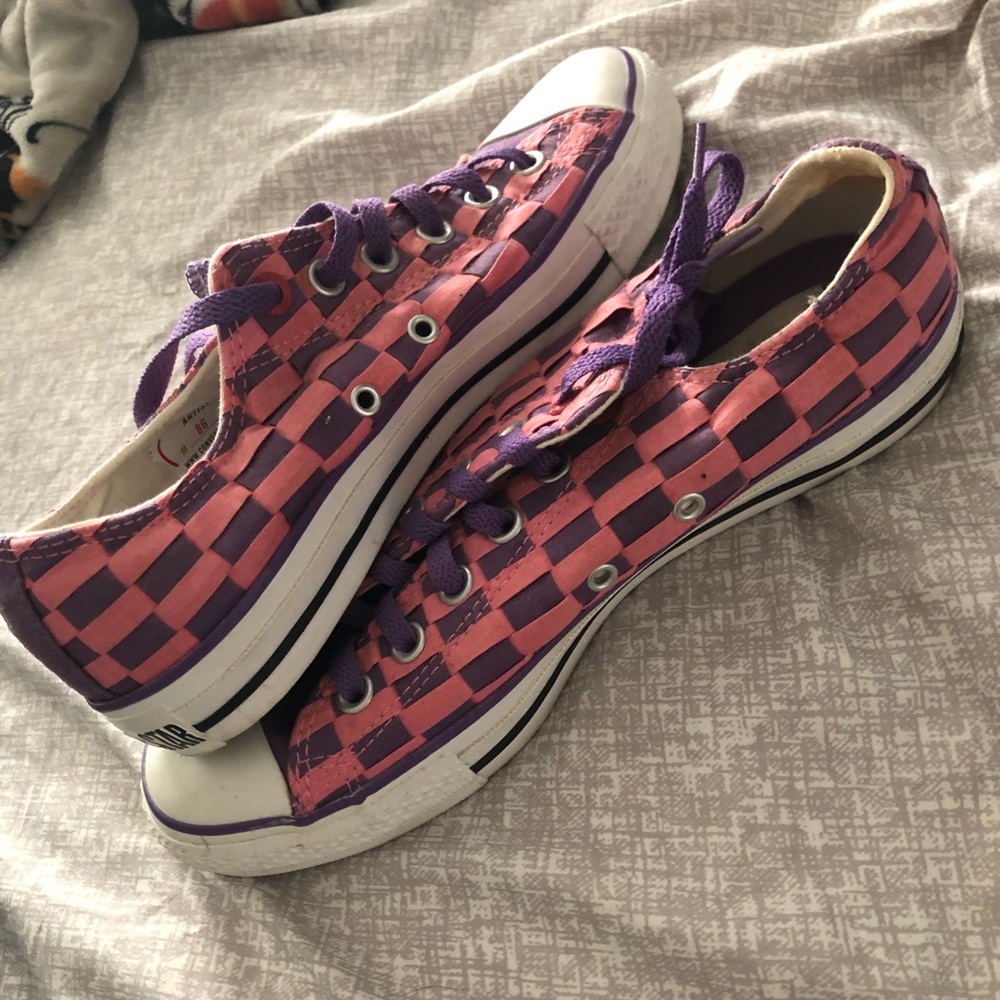 Women’s converse